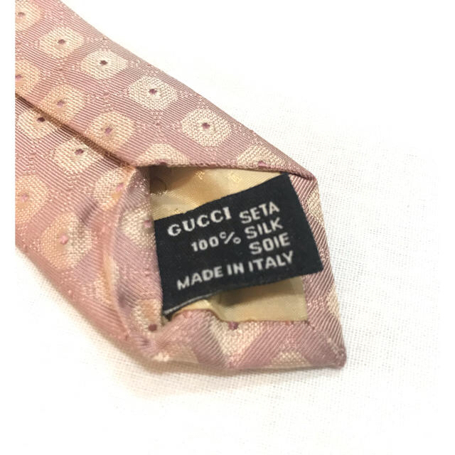 Gucci(グッチ)のグッチ GUCCI ネクタイ USED【ピンク×ドット】 メンズのファッション小物(ネクタイ)の商品写真