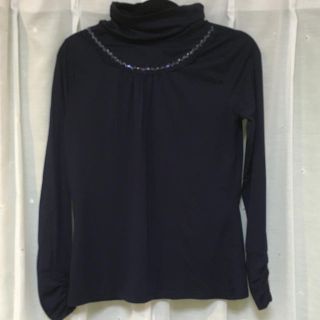 アクシーズファム(axes femme)のアース　カットソー(カットソー(長袖/七分))