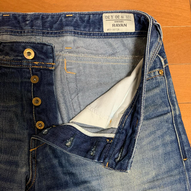 DIESEL(ディーゼル)のディーゼルのジーンズ メンズのパンツ(デニム/ジーンズ)の商品写真