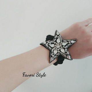 ミュベールワーク(MUVEIL WORK)のハンドメイド✨ 星🌟シュシュ(ヘアゴム/シュシュ)