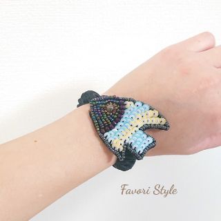 ミュベールワーク(MUVEIL WORK)のハンドメイド✨ トロピカルフィッシュ 🐠 シュシュ(ヘアゴム/シュシュ)