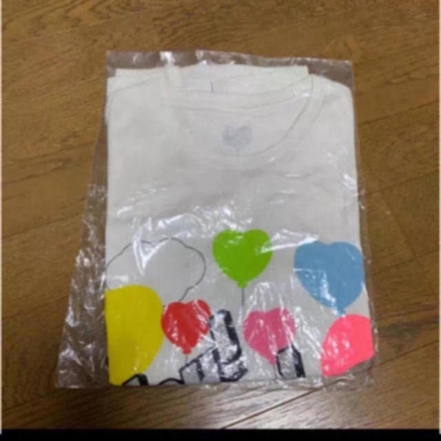 Hey! Say! JUMP(ヘイセイジャンプ)のHey!Say!JUMP Tシャツ エンタメ/ホビーのタレントグッズ(アイドルグッズ)の商品写真