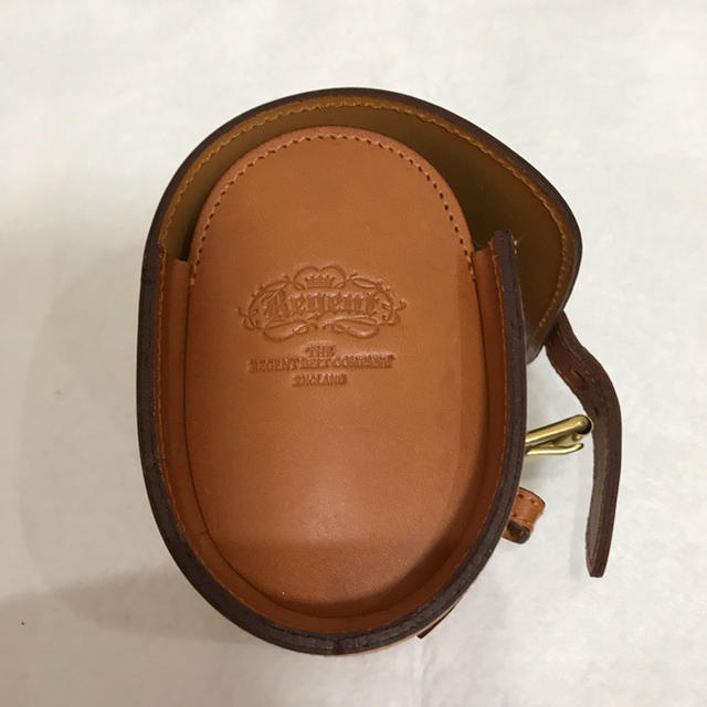 新品未使用の珍品　Regent belt company 靴磨きケース？ メンズのメンズ その他(その他)の商品写真