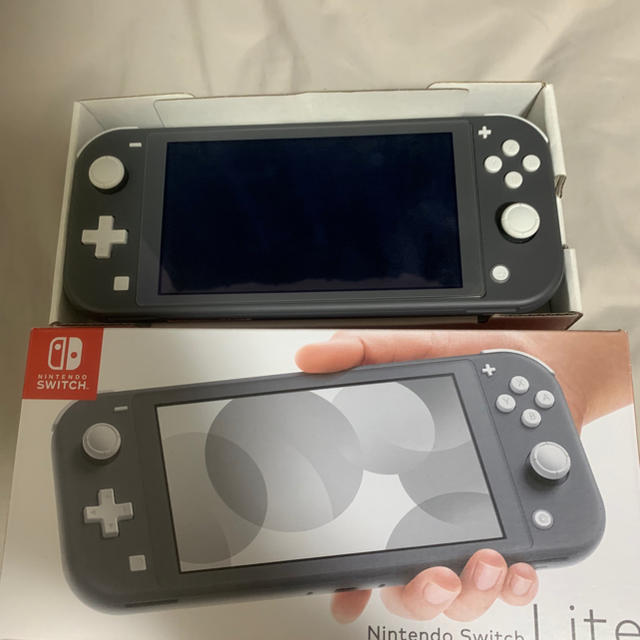 Nintendo Switch - 任天堂 ニンテンドー スイッチライト Switch ポケモン シールドの通販 by 3804's shop