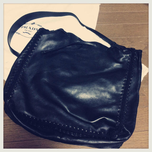 PRADA - レア☆プラダ仔羊レザーショルダーバッグ