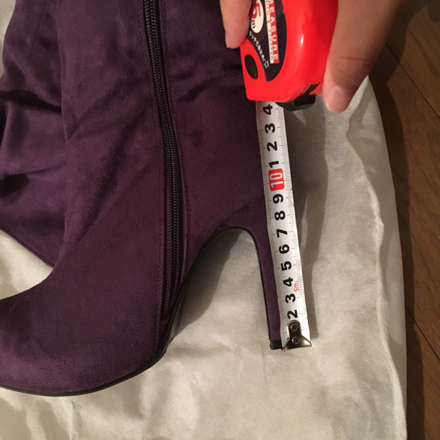 紫が綺麗なロングブーツ★新品未使用 レディースの靴/シューズ(ブーツ)の商品写真