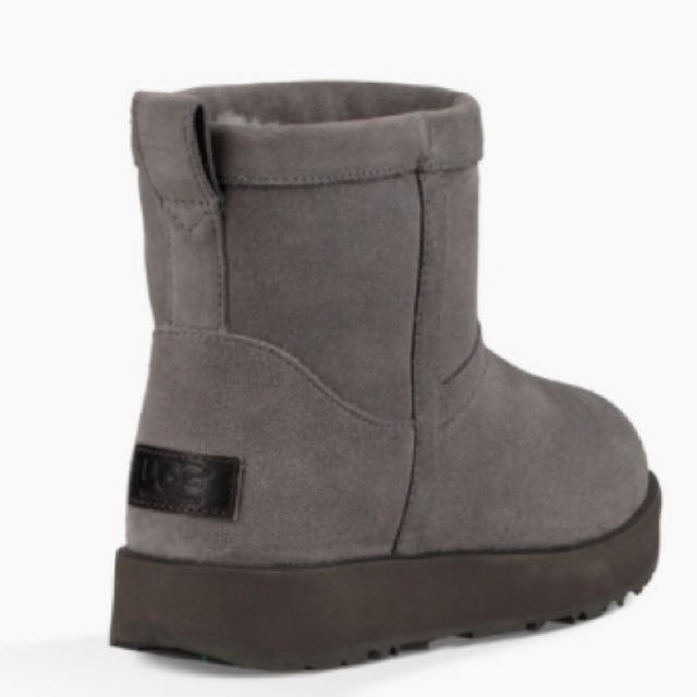 新品 UGG ブーツ クラシックミニ ウォータープルーフ 5 22㎝