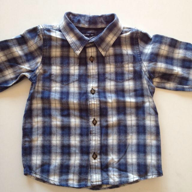 babyGAP(ベビーギャップ)のシャツ 90 キッズ/ベビー/マタニティのキッズ服男の子用(90cm~)(ブラウス)の商品写真