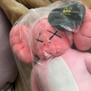 メディコムトイ(MEDICOM TOY)のKAWS original fake rabbitぬいぐるみ(ぬいぐるみ/人形)