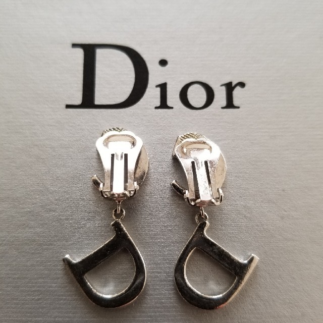 Dior イヤリング　シルバー