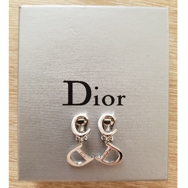 Dior(ディオール)のDior　イヤリング　シルバー レディースのアクセサリー(イヤリング)の商品写真