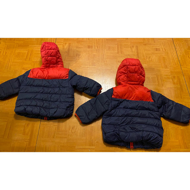 babyGAP(ベビーギャップ)のGAP baby 双子　2枚セット　ダウン　アウター　ノースフェイス キッズ/ベビー/マタニティのベビー服(~85cm)(ジャケット/コート)の商品写真