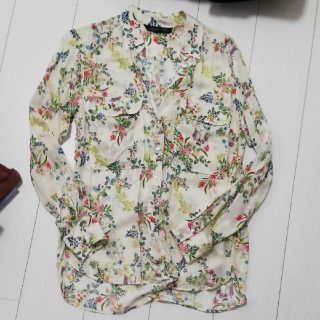 ザラ(ZARA)のザラ　花柄シャツ(シャツ/ブラウス(長袖/七分))