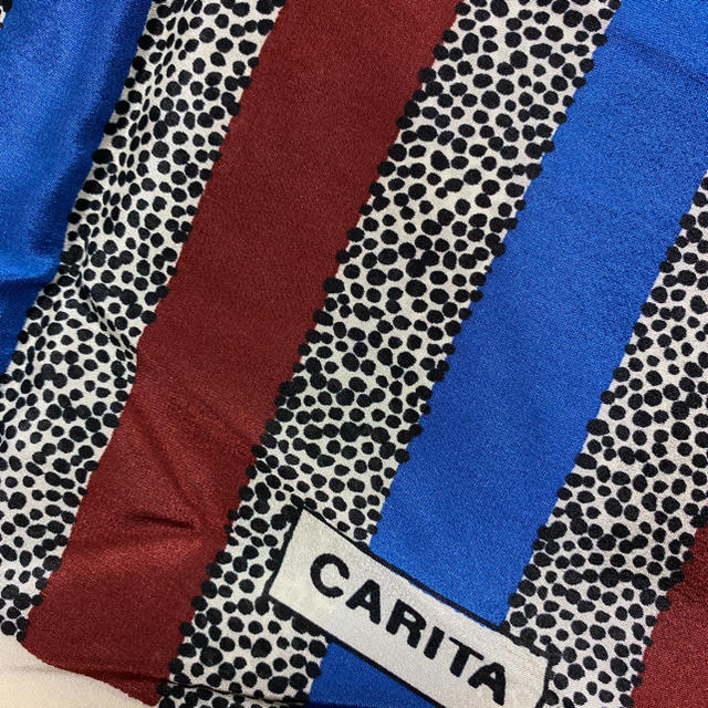 CARITA(カリタ)のCARITA スカーフ　シルク レディースのファッション小物(バンダナ/スカーフ)の商品写真