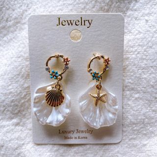 ハンドメイド　ピアス(ピアス)