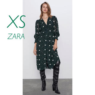 ザラ(ZARA)の新品未使用　ZARA ドット　花柄　刺繍　パフスリーブ　膝丈　ワンピース　XS(ひざ丈ワンピース)