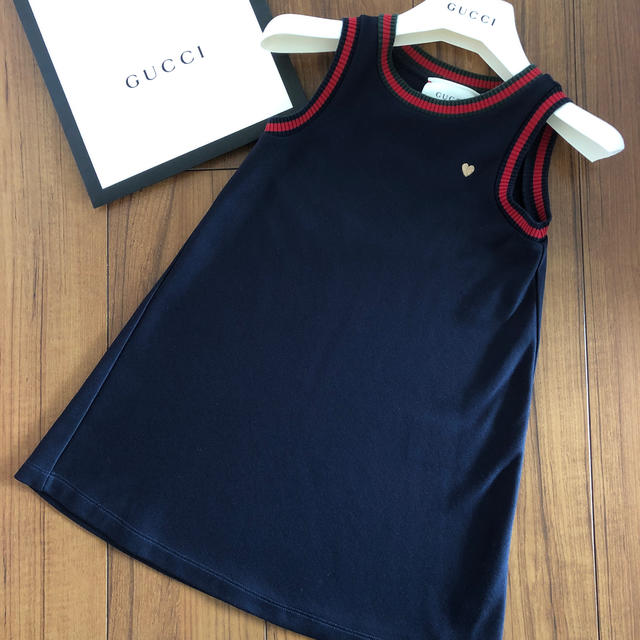 Gucci(グッチ)の【お取置き中】グッチ ワンピース 5 キッズ/ベビー/マタニティのキッズ服女の子用(90cm~)(ワンピース)の商品写真