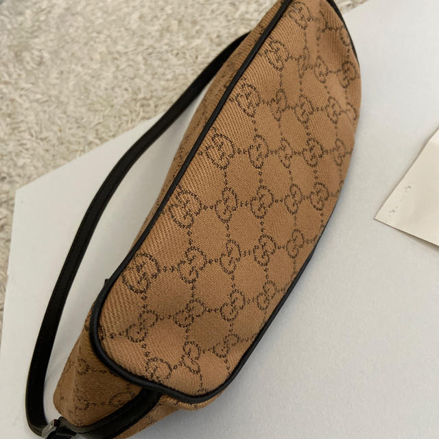 Gucci(グッチ)のグッチ　バッグ　ポーチ レディースのバッグ(ハンドバッグ)の商品写真