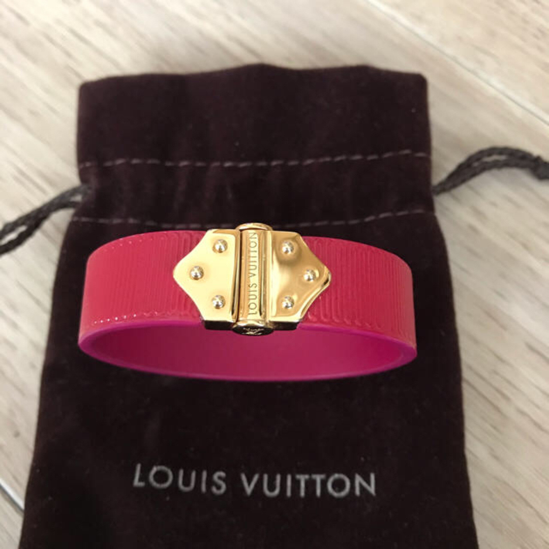 LOUIS VUITTON(ルイヴィトン)のルイヴィトン　ブレスレット　バングル レディースのアクセサリー(ブレスレット/バングル)の商品写真