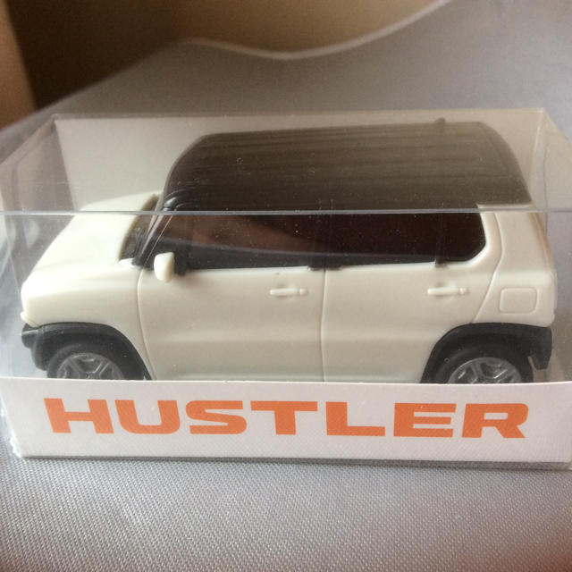 スズキ(スズキ)のHUSTLER ミニカー エンタメ/ホビーのおもちゃ/ぬいぐるみ(ミニカー)の商品写真