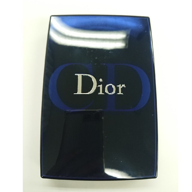 Christian Dior(クリスチャンディオール)の【未使用】Dior ディオール メイク パレット 箱無し コスメ/美容のキット/セット(コフレ/メイクアップセット)の商品写真