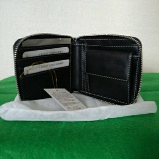 ショートラウンドウォレット黒(折り財布)