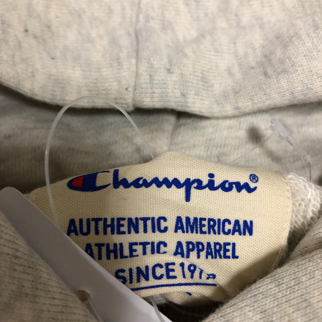 女子にも大人気‼️定番 白XL 新品 Champion チャンピオン トレーナー