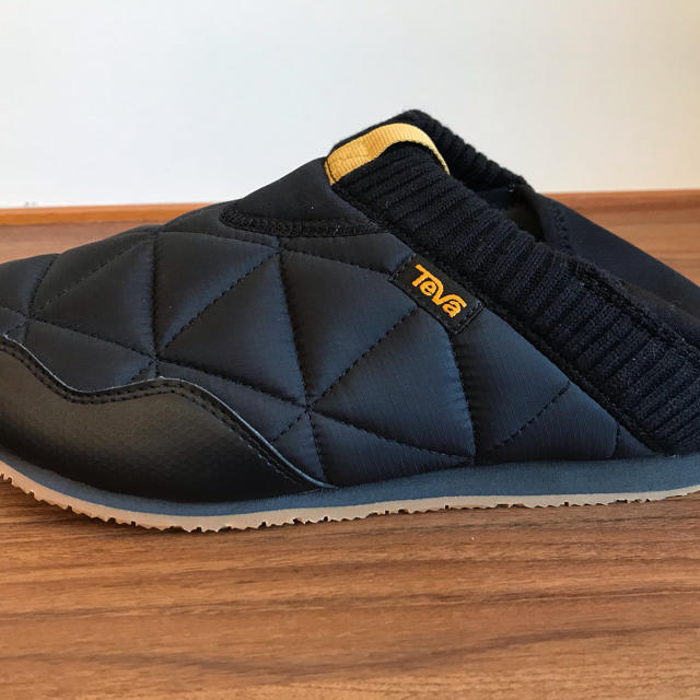 Teva(テバ)のdream様専用！新品TEVAテバ エンバーモック 26㎝ ブラック メンズの靴/シューズ(スニーカー)の商品写真