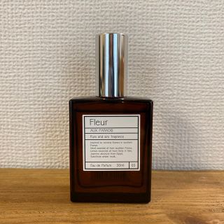 オゥパラディ(AUX PARADIS)のオゥパラディ　フルール　30ml(香水(女性用))