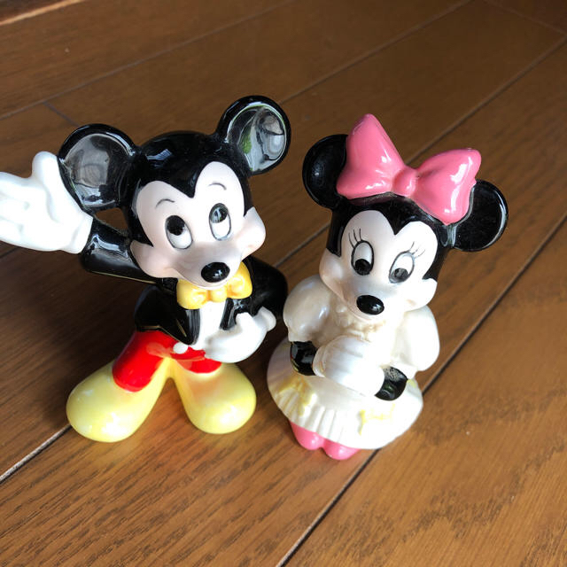 Disney(ディズニー)の希少　ミッキー&ミニー　ディズニーランド　陶器　置物　ウエディングペアセット インテリア/住まい/日用品のインテリア小物(置物)の商品写真