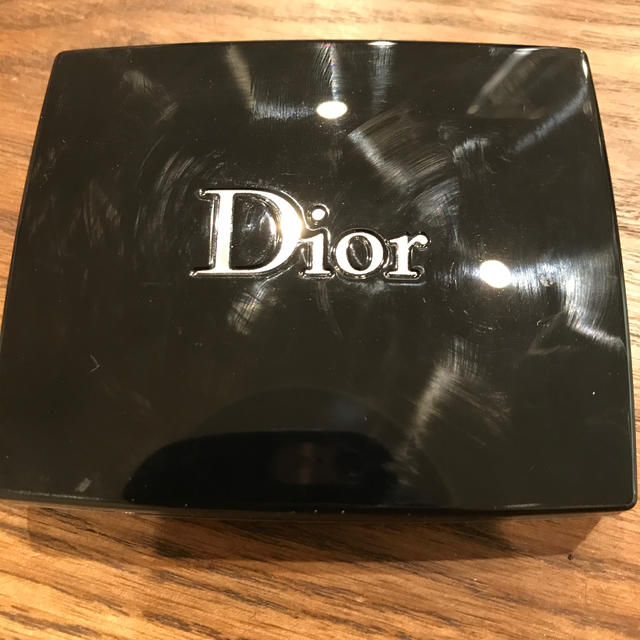 Dior(ディオール)のまいたろう様専用Diorアイシャドー コスメ/美容のベースメイク/化粧品(アイシャドウ)の商品写真