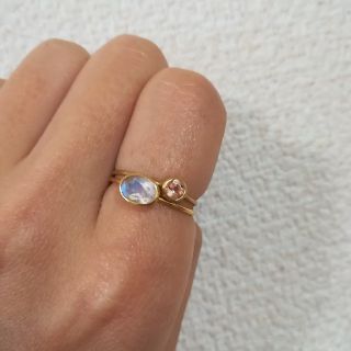 hariqua レインボームーンストーン オーバルリング k18の通販 by も ... hariqua レインボームーンストーン オーバルリング k18