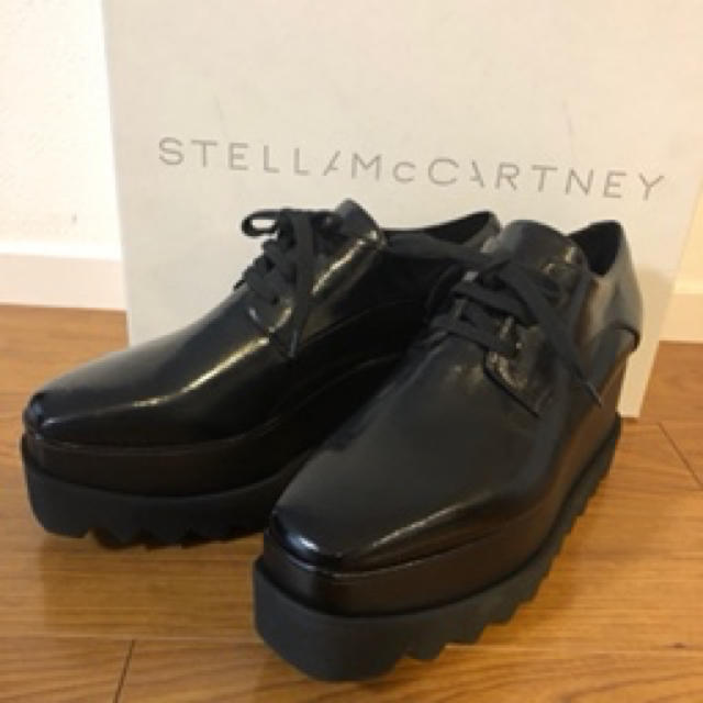 Stella McCartney(ステラマッカートニー)の【新品未使用】STELLAMACCARTNEY エリスシューズ　37 ブラック レディースの靴/シューズ(スニーカー)の商品写真