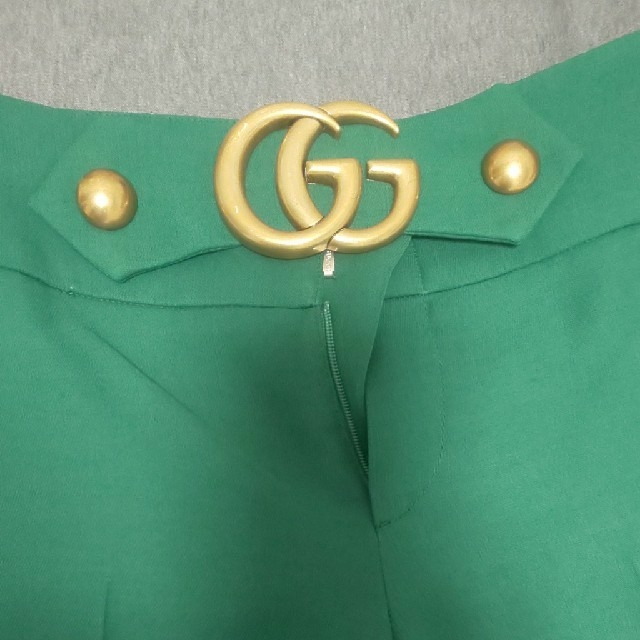 Gucci(グッチ)のお値下げ❤️GUCCI  38パンツ レディースのパンツ(カジュアルパンツ)の商品写真