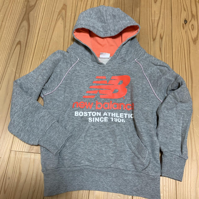 New Balance(ニューバランス)のニューバランスパーカー☆120 キッズ/ベビー/マタニティのキッズ服女の子用(90cm~)(その他)の商品写真