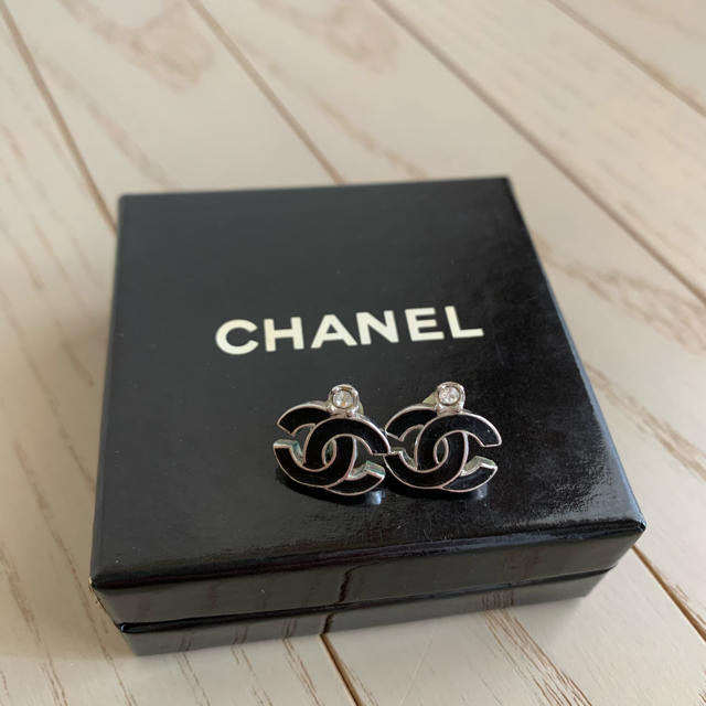 CHANEL シャネル ★ピアス