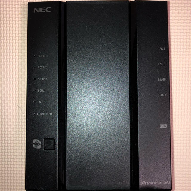 NEC(エヌイーシー)の【極美品】【再値下げ】WG2600HP3 NEC ルーター　最上位機種 スマホ/家電/カメラのPC/タブレット(PC周辺機器)の商品写真