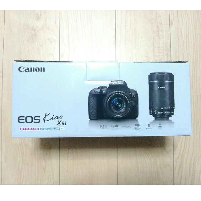 新品未使用　Canon EOS kiss X9i ダブルズームキットカメラ