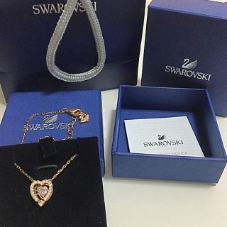 スワロフスキー(SWAROVSKI)のスワロフスキー♡ハート型ネックレス(ネックレス)