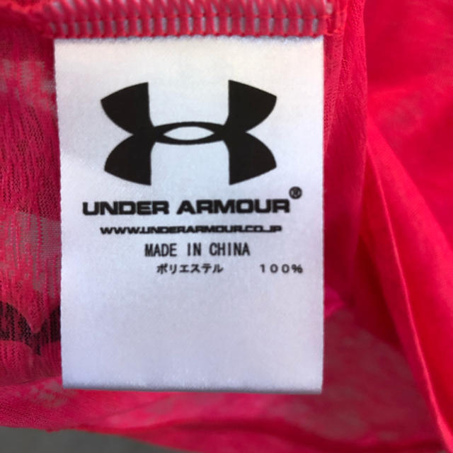 UNDER ARMOUR(アンダーアーマー)のアンダーアーマー　Tシャツ レディースのトップス(Tシャツ(半袖/袖なし))の商品写真