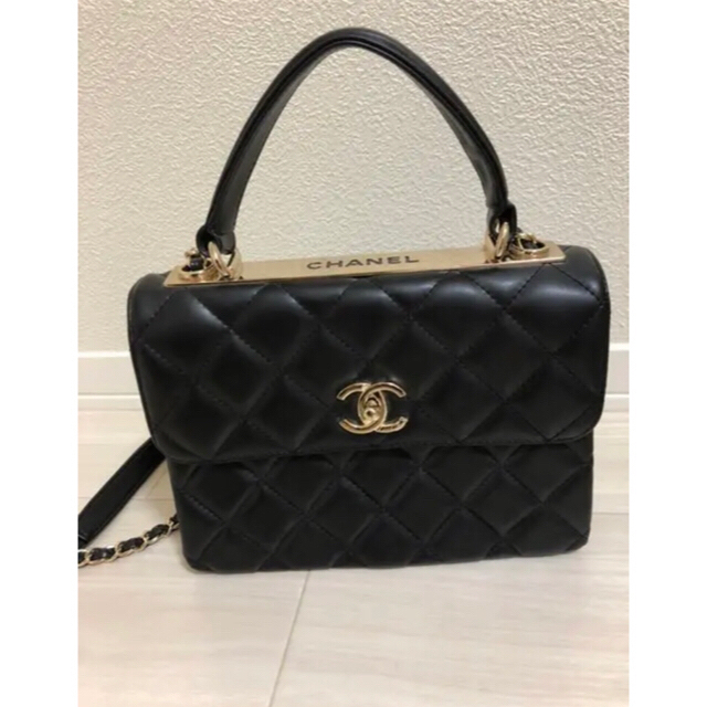 CHANEL❤︎チェーンバックレディース