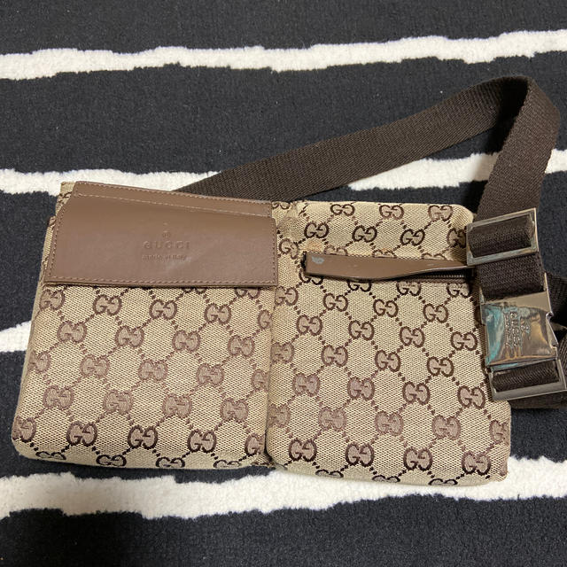 Gucci(グッチ)のGUCCI ウエストポーチ レディースのバッグ(ボディバッグ/ウエストポーチ)の商品写真