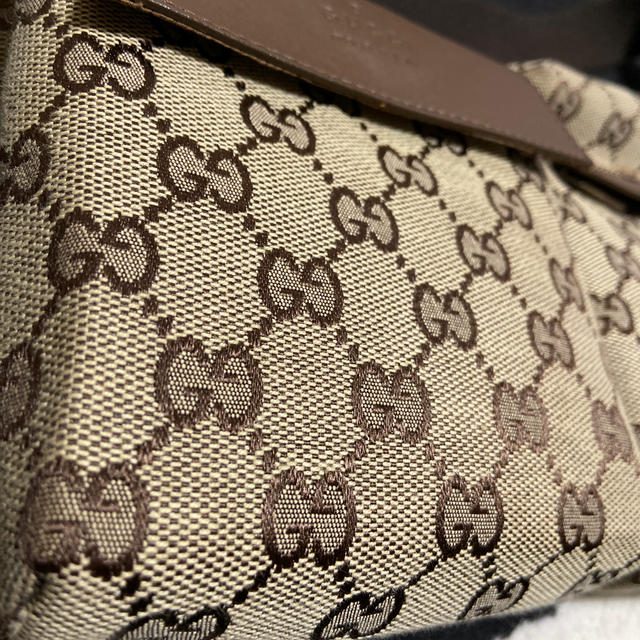 Gucci(グッチ)のGUCCI ウエストポーチ レディースのバッグ(ボディバッグ/ウエストポーチ)の商品写真