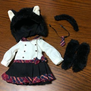 ボークス(VOLKS)のふわふわ黒ねこワンピース（赤チェック）(その他)