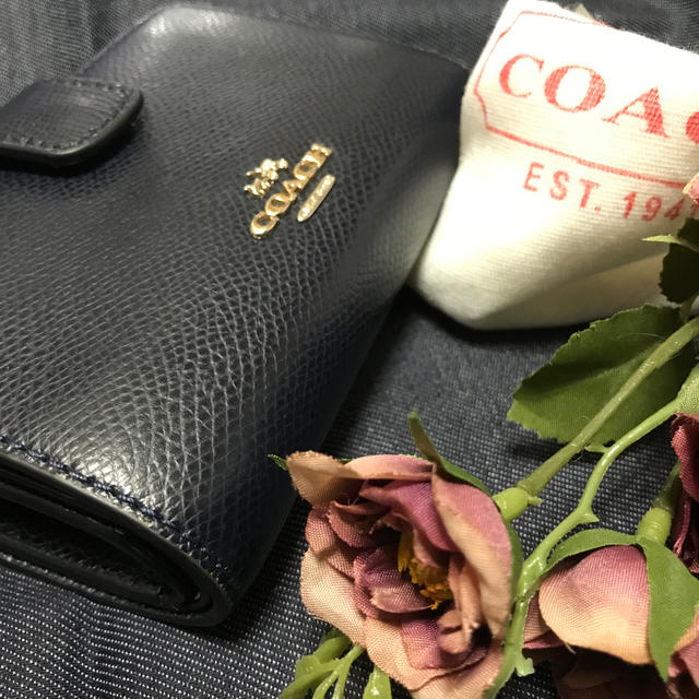 COACH(コーチ)の🔷COACH🔷二つ折り財布🔷USED美品🔷 レディースのファッション小物(財布)の商品写真