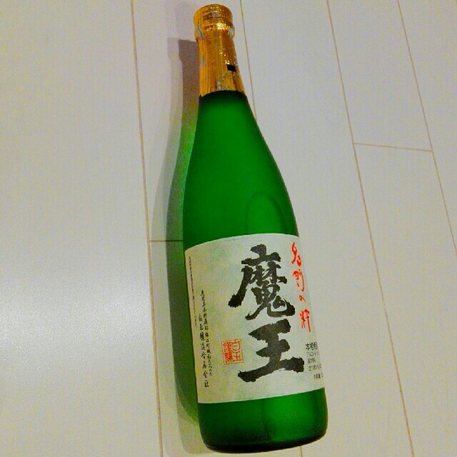 芋焼酎 魔王 720ml 食品/飲料/酒の酒(焼酎)の商品写真
