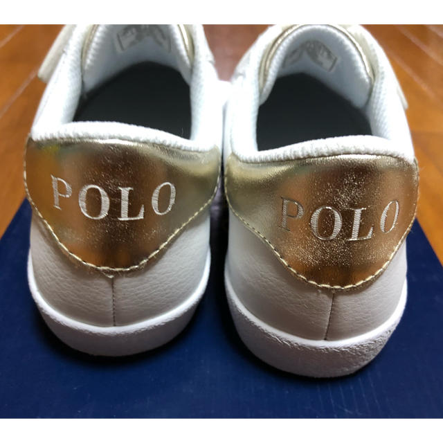 POLO RALPH LAUREN(ポロラルフローレン)の新品  ポロラルフローレン  ベルクロ スニーカー  キッズ/ベビー/マタニティのキッズ靴/シューズ(15cm~)(スニーカー)の商品写真