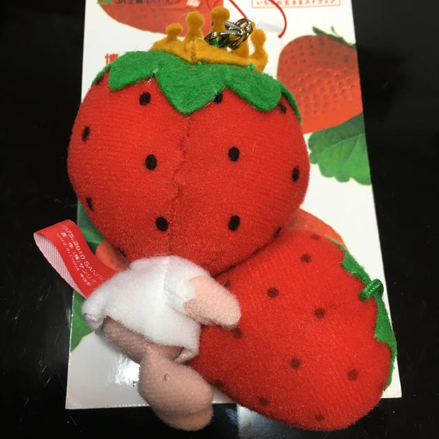 博多あまおう いちごの王さま マスコットストラップの通販 by 博多あまおう いちごの王さま マスコットストラップの通販 by