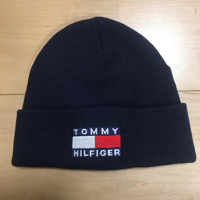 TOMMY HILFIGER(トミーヒルフィガー)ののぶりん様　TOMMY HILFIGER トミーヒルフィガー　ニット帽 メンズの帽子(ニット帽/ビーニー)の商品写真