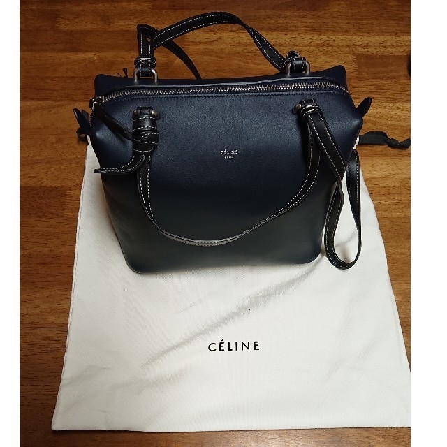 celine(セリーヌ)の【新品・未使用】CELINE ソフトキューブ 2WAYバッグ レディースのバッグ(ショルダーバッグ)の商品写真